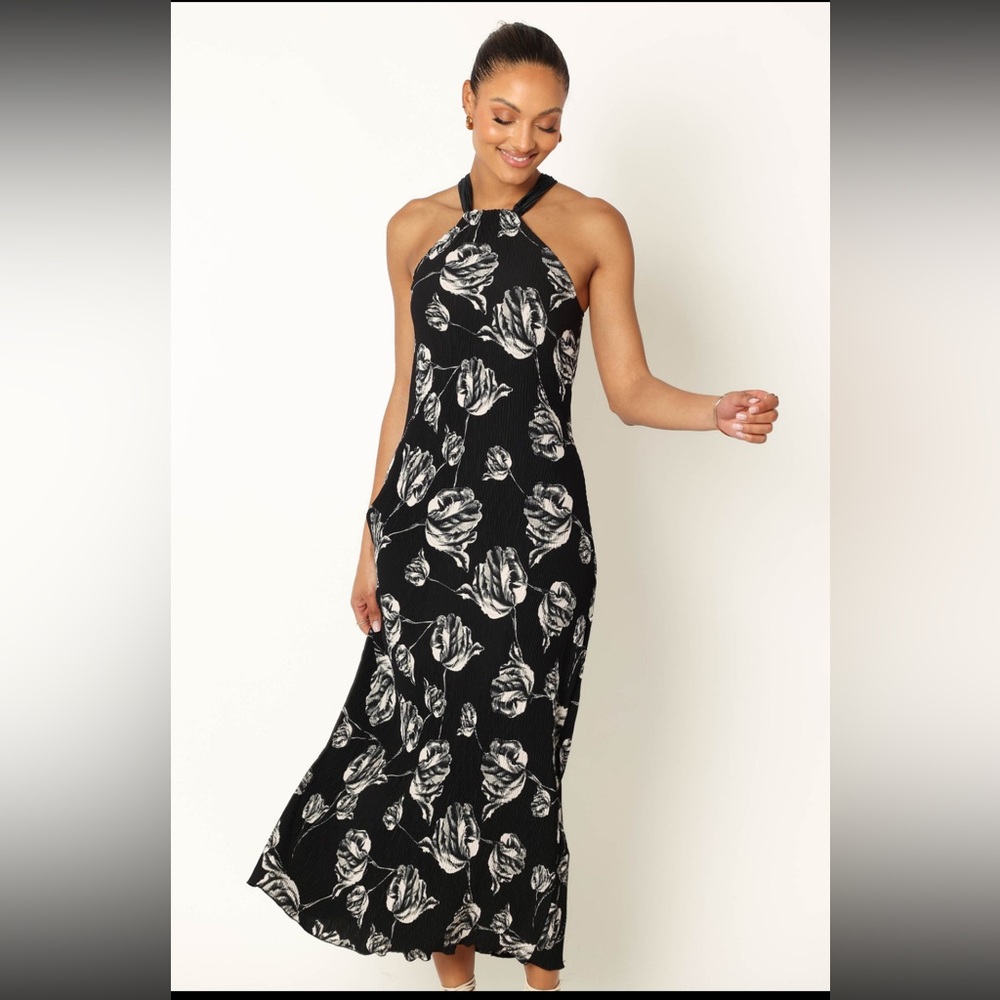 NWT Petal & Pup black and white rose ribbed maxi dress